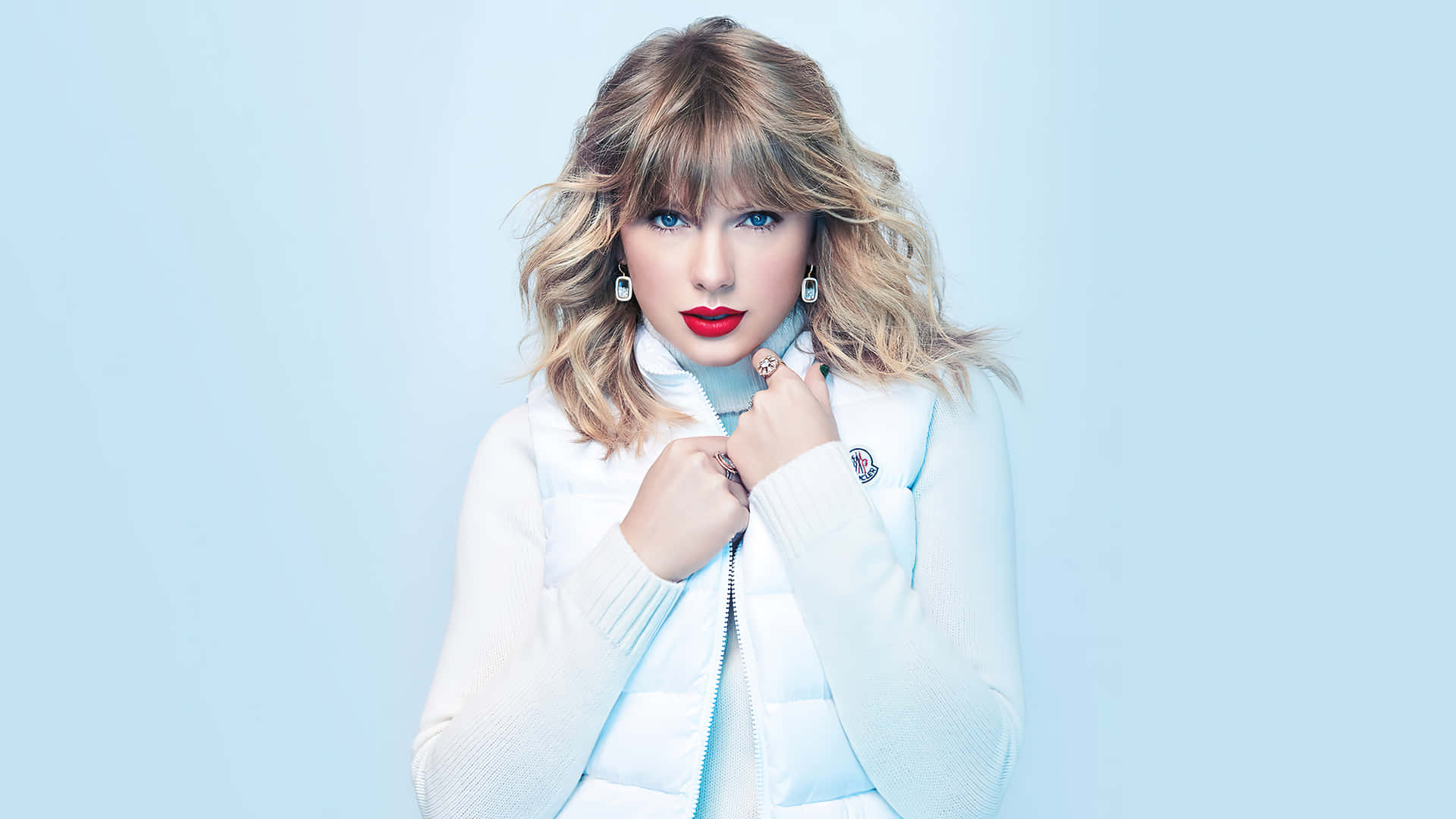 Singer Taylor Swift Background