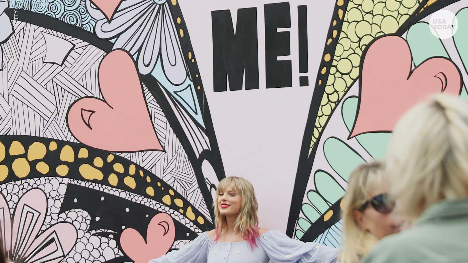 Taylor Swift Lover Mural Reveal Wallpaper