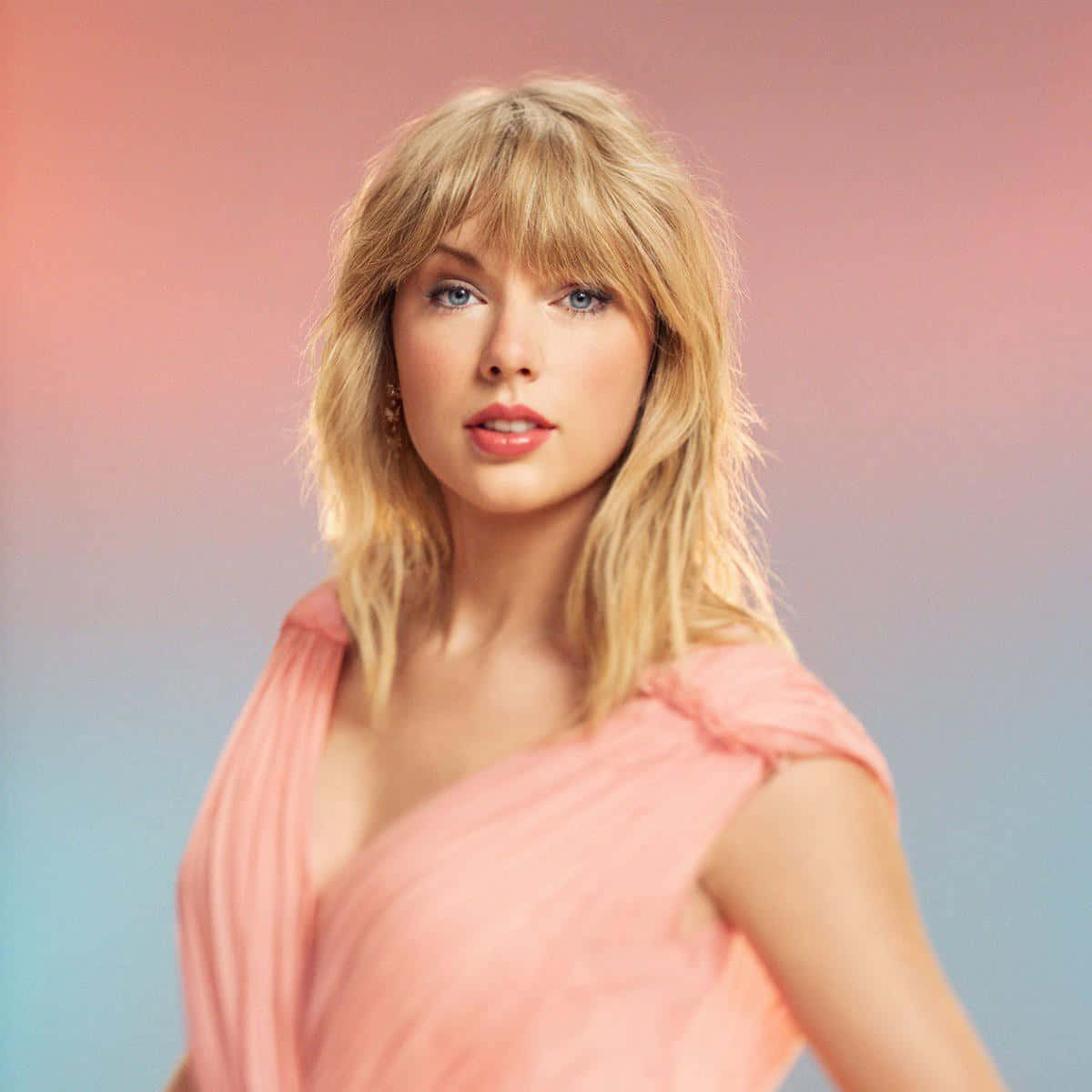 Taylor Swift Lover Promotional Portrait Wallpaper