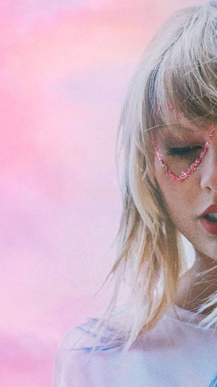 Taylor Swift Lyserød Hjerte Wallpaper
