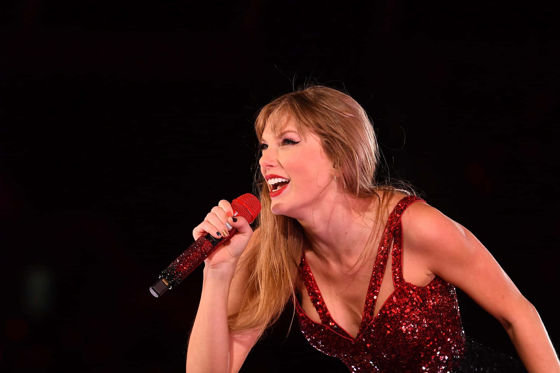 Taylor Swift Red Sequin Dress Performance Wallpaper