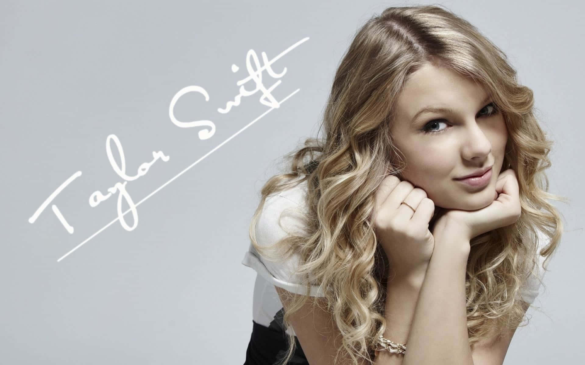 Taylor Swift Signature Pose Wallpaper