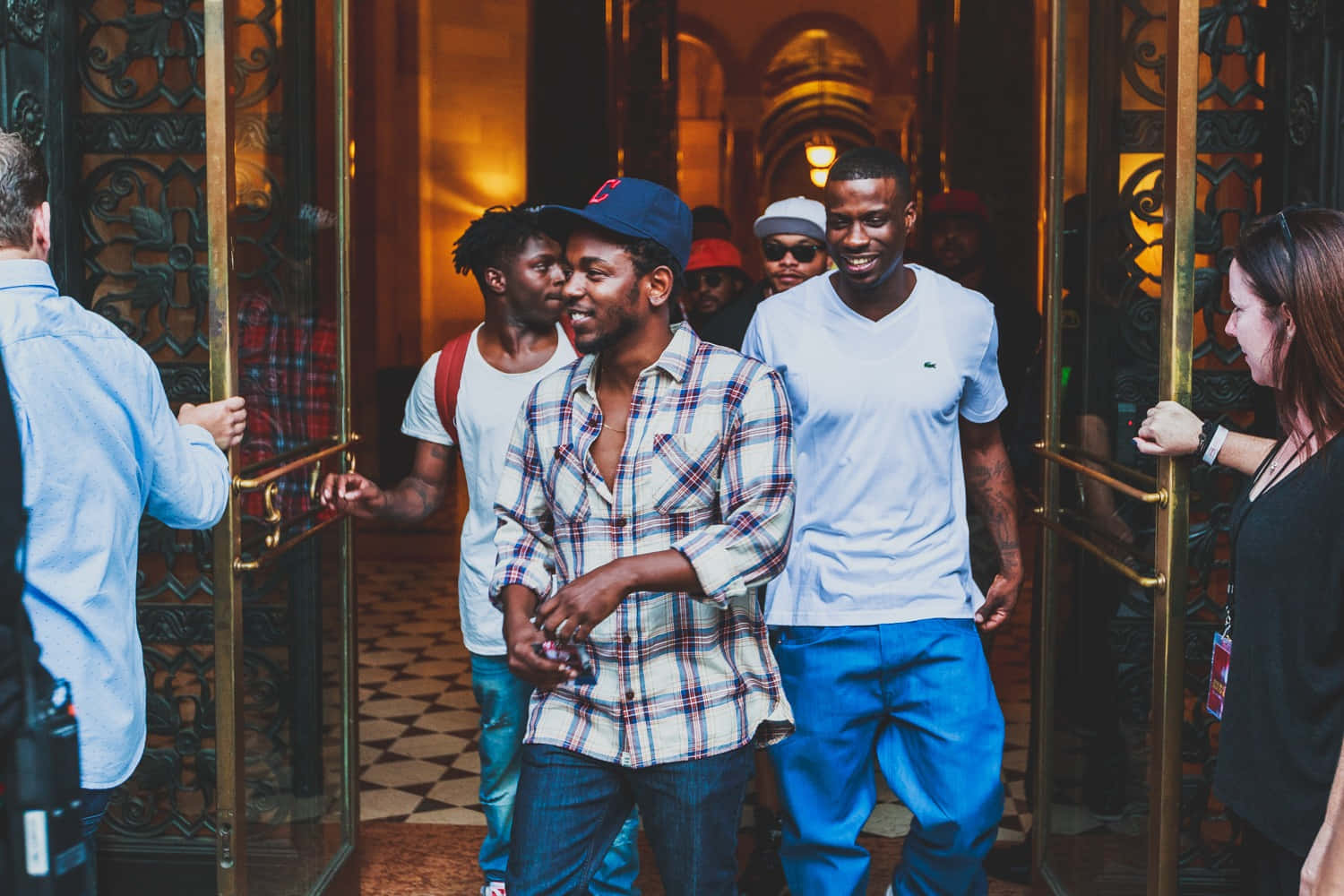 Kendricklamar, Sza Y The Weeknd Hacen Historia Con 'black Panther, The Album' Fondo de pantalla