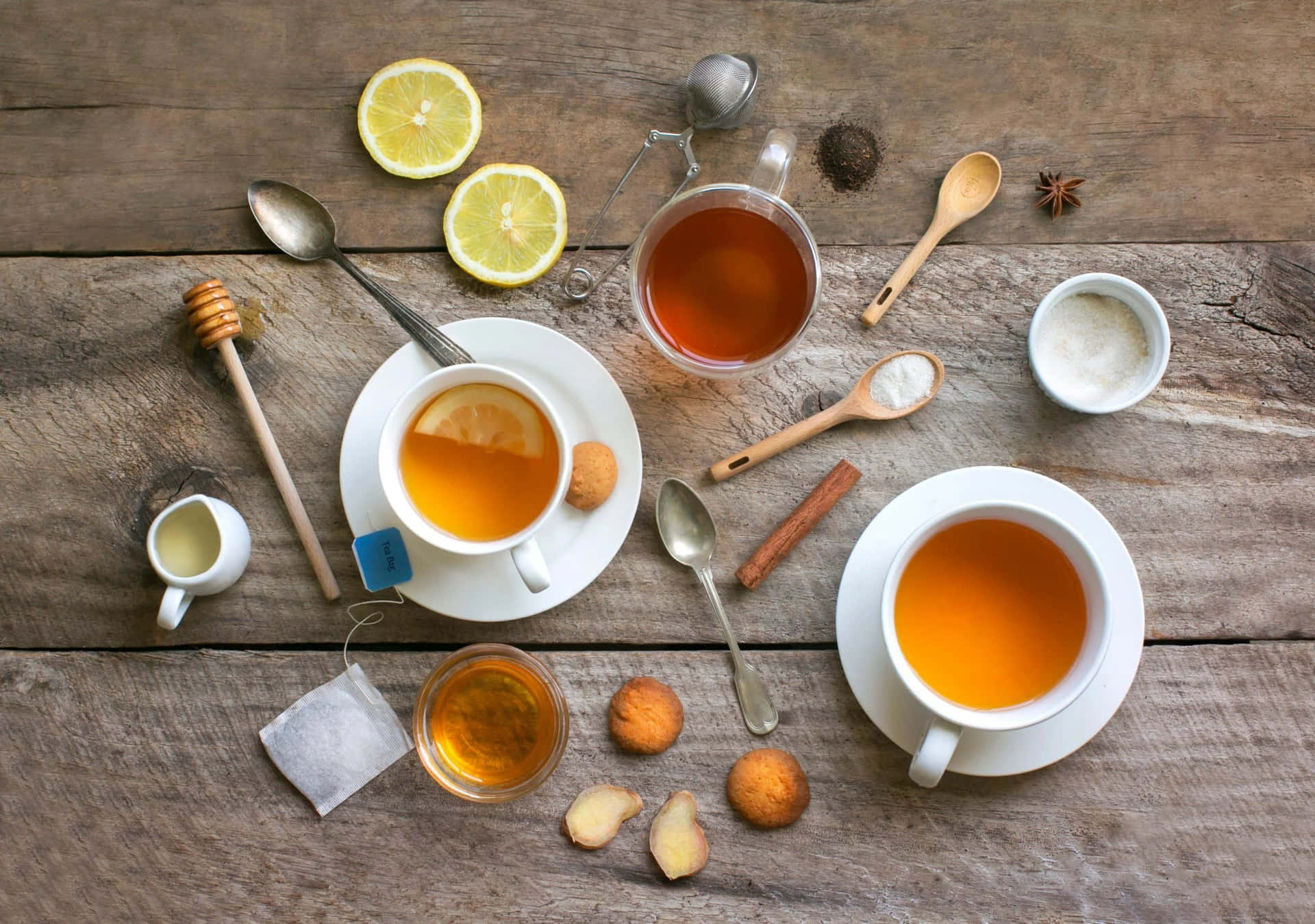 Comeceo Seu Dia Com Uma Xícara De Chá!