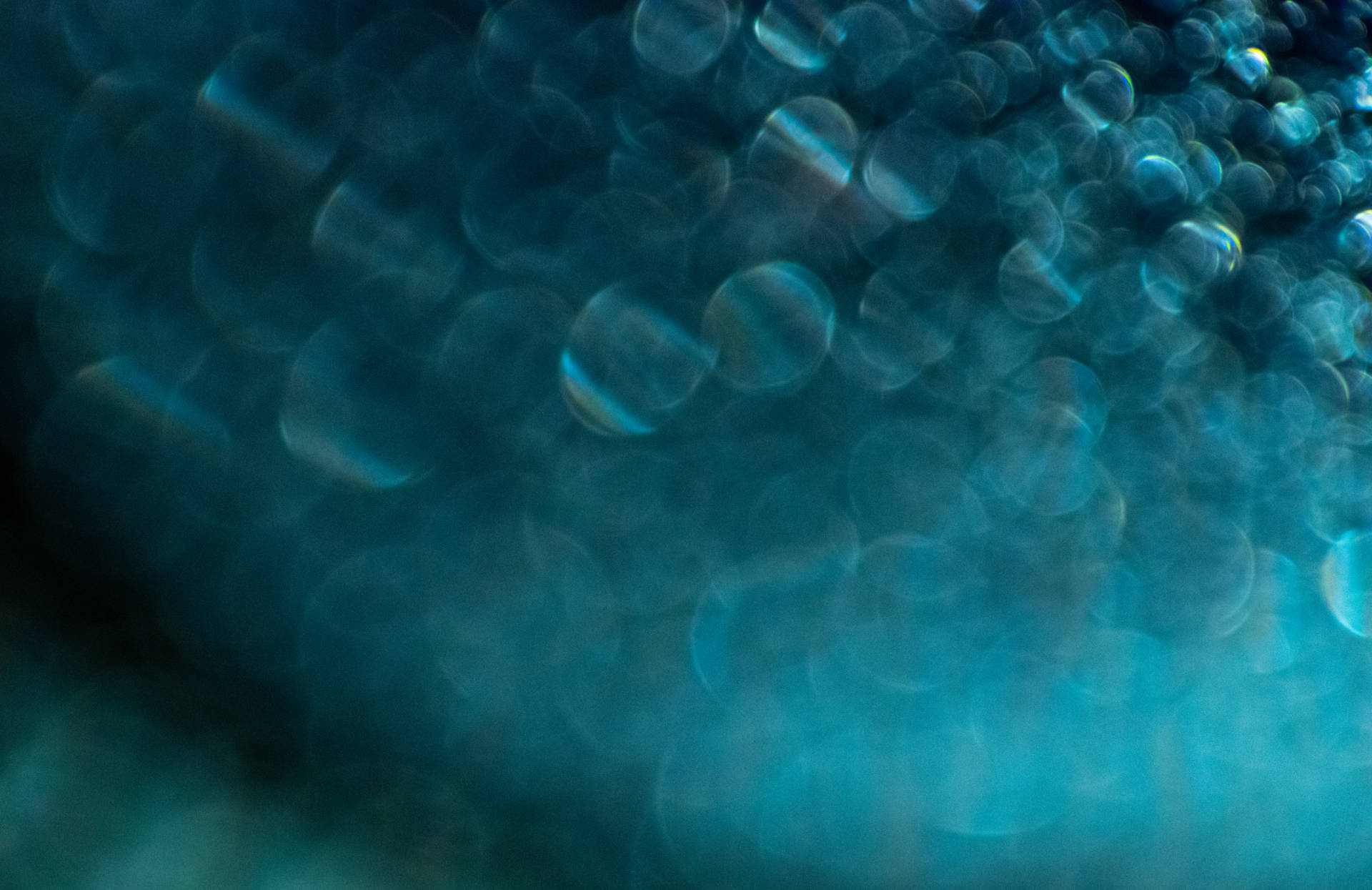 Teal Bubble Reflections Wallpaper