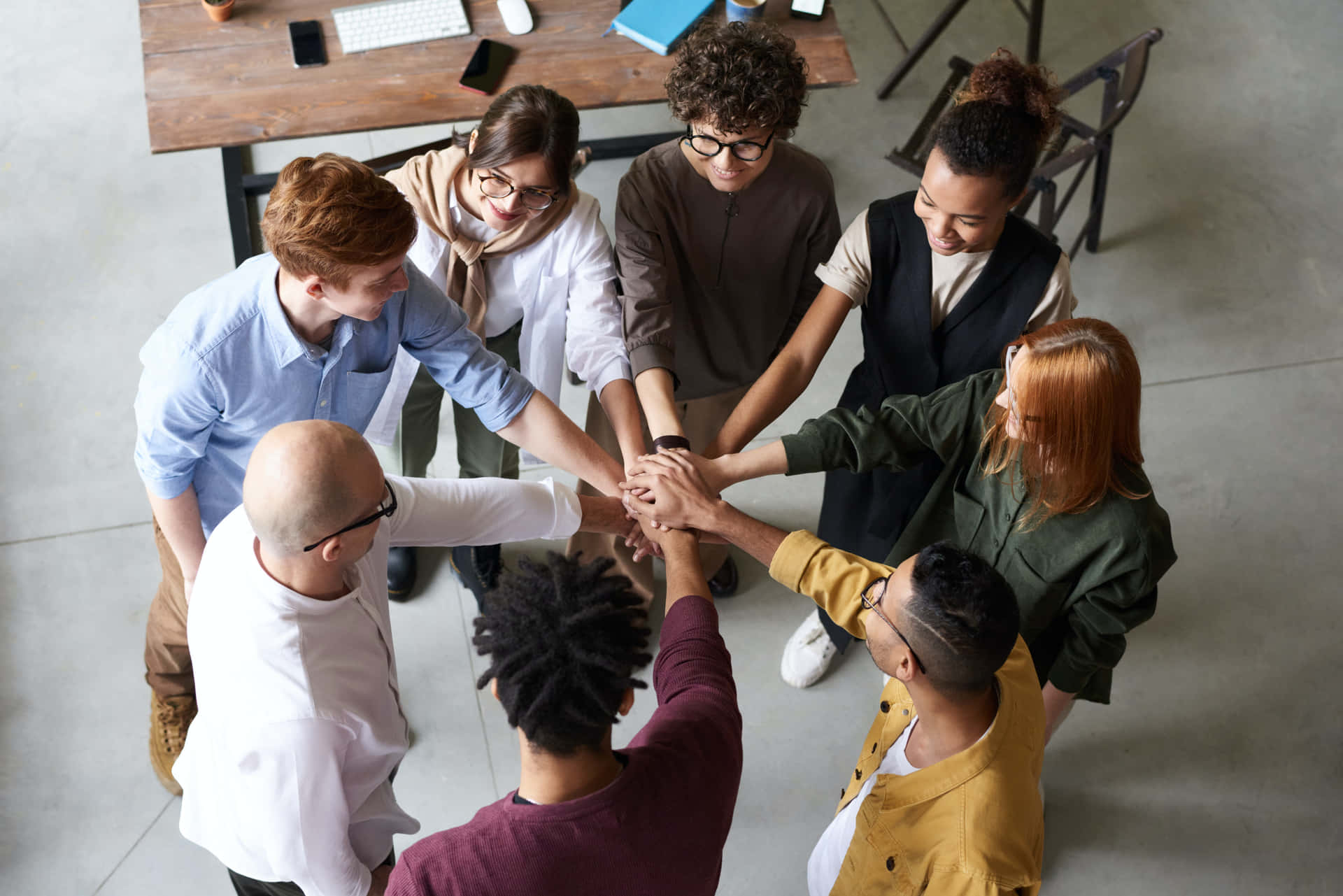 Teamdi Professionisti Che Collaborano Per Un Progetto Di Successo.