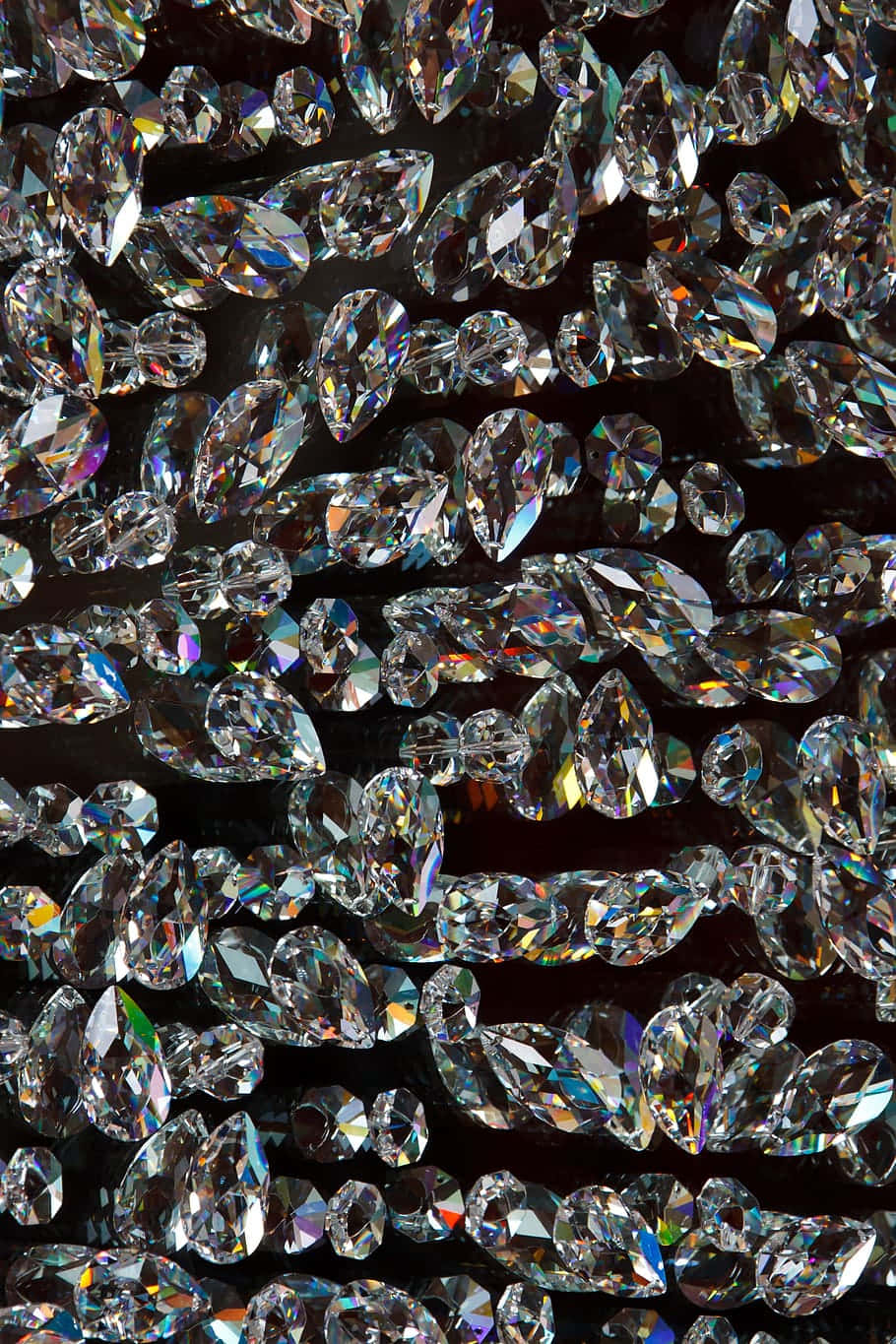Teardrop Cut Diamond Gemstone Wallpaper