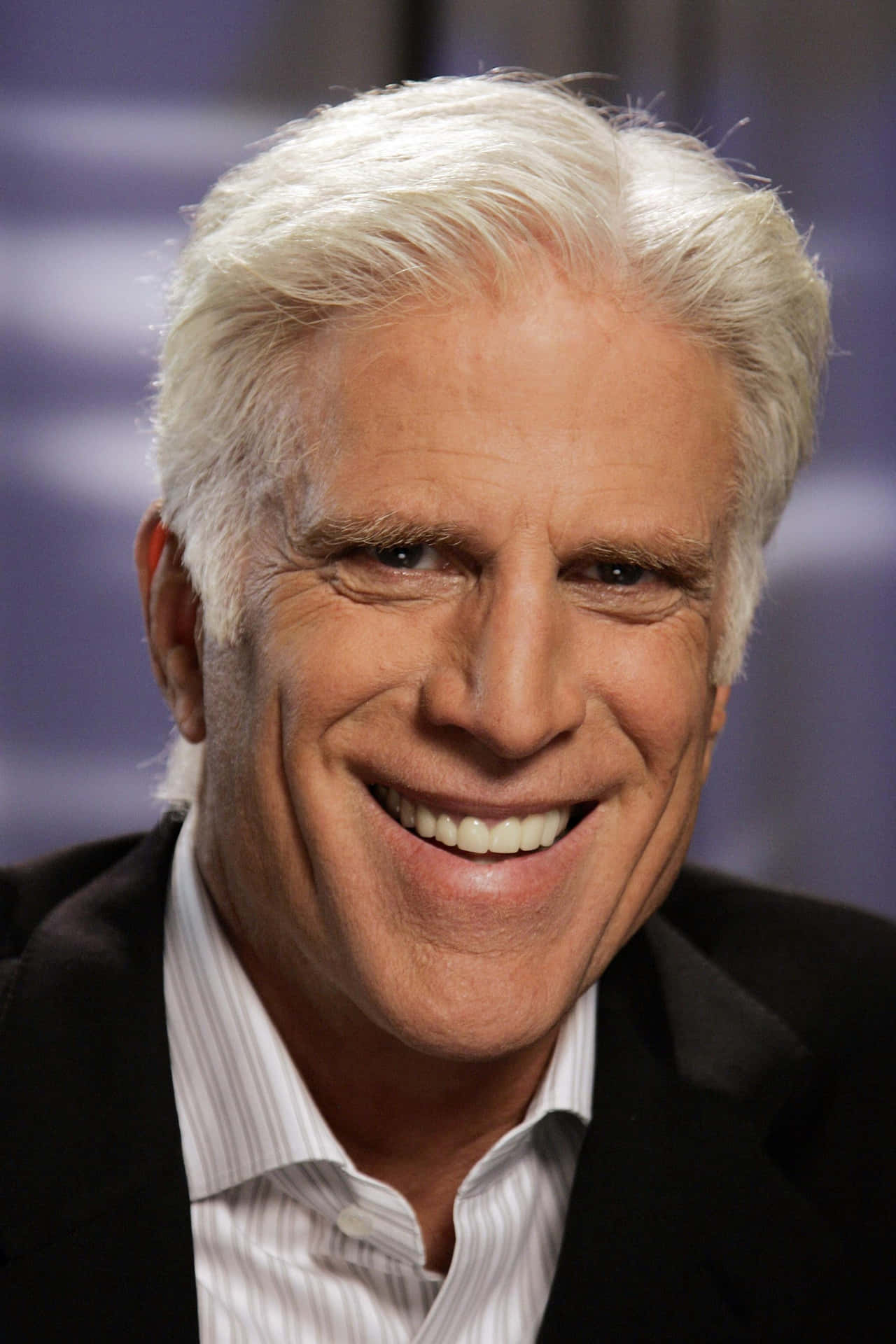 "Ted Danson - An Icon of American Television" Wallpaper