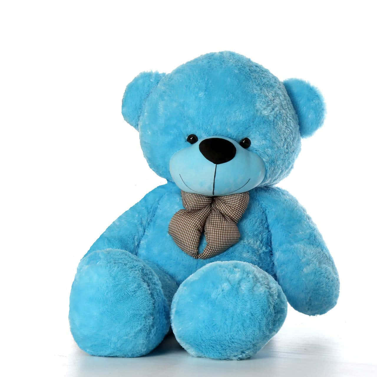 Find a cuddly and comforting companion with this beloved teddy bear!