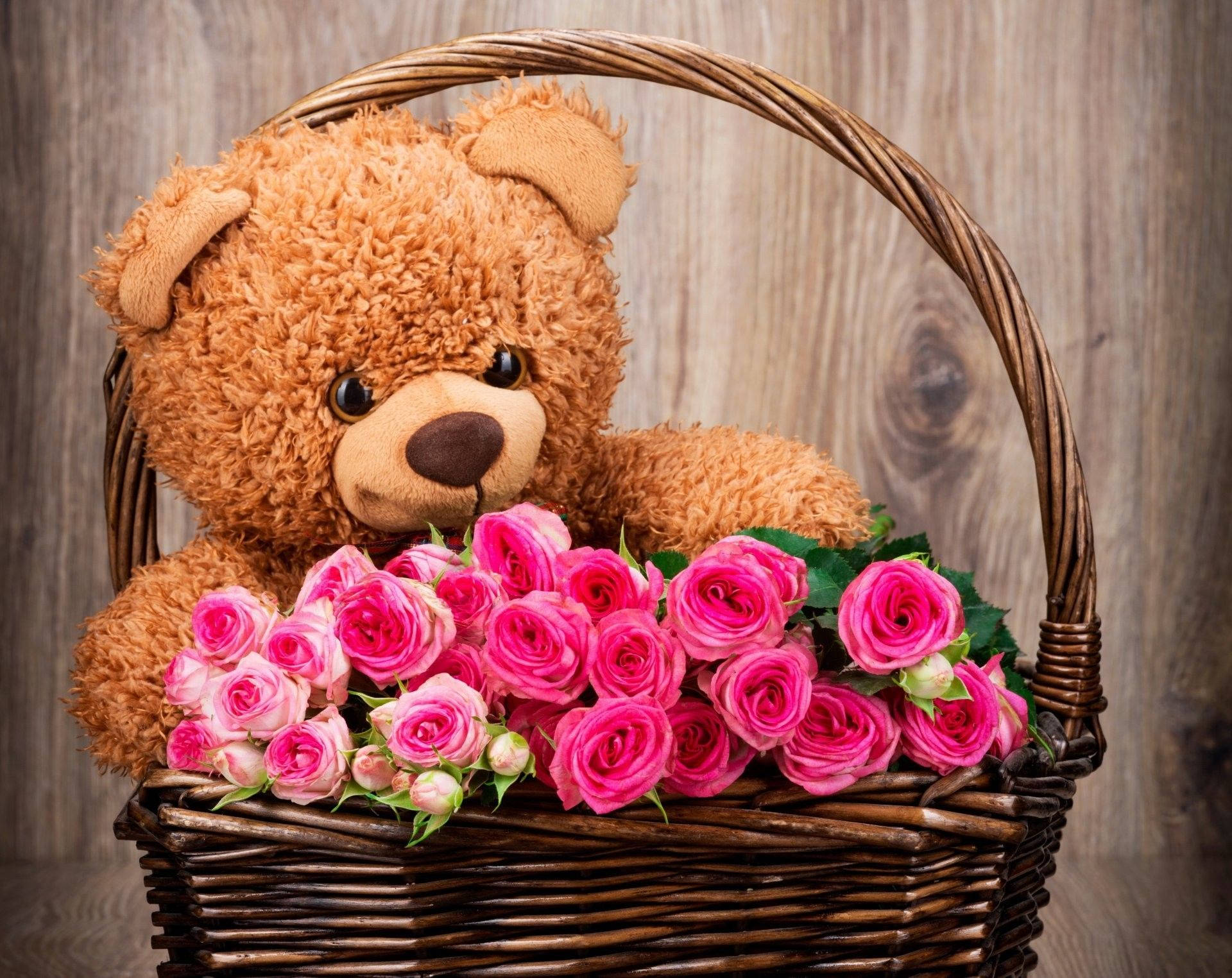 Teddy Bear In A Basket Wallpaper