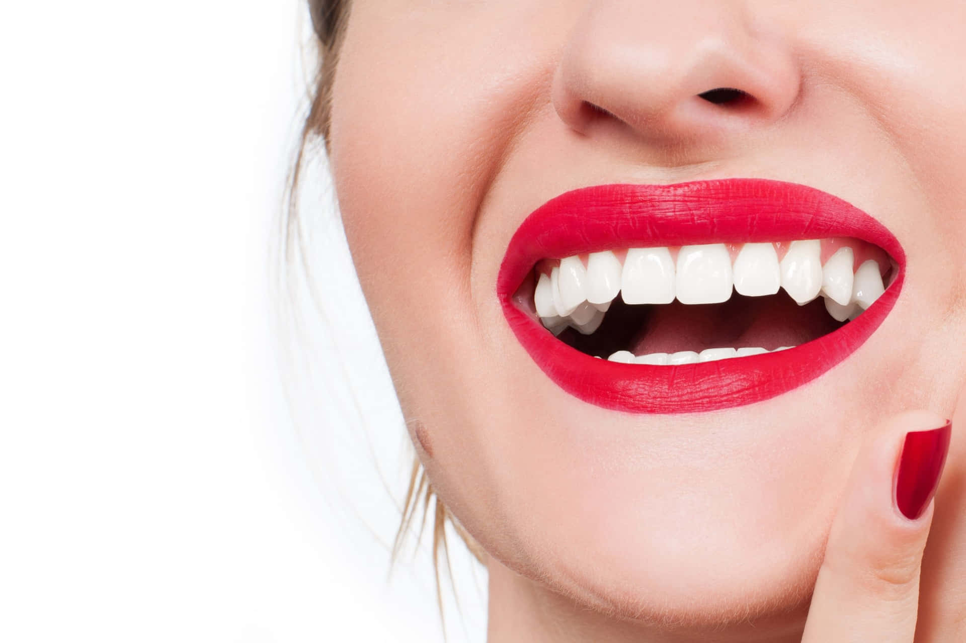 Get a beautiful, bright smile with teeth whitening. Wallpaper