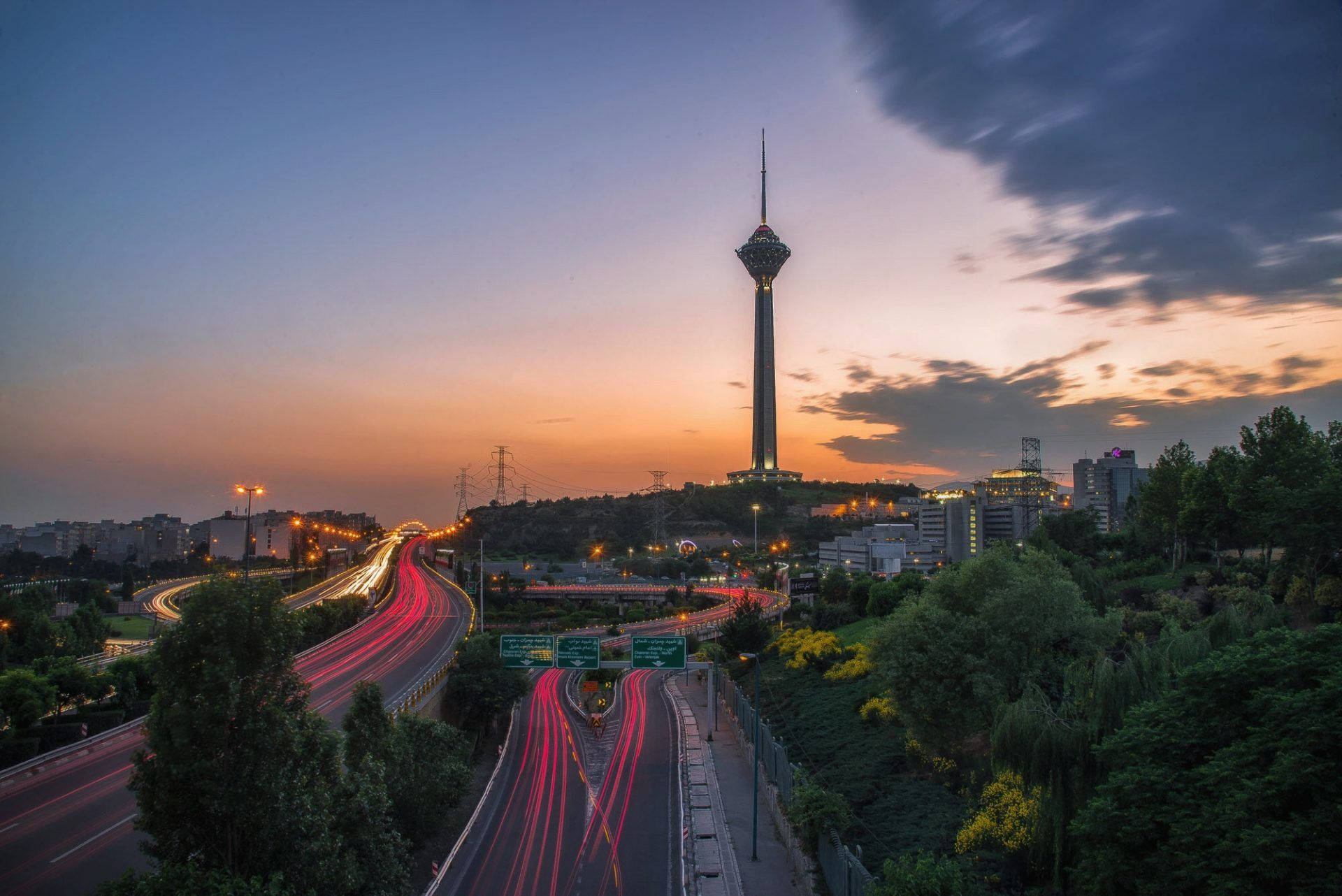 Estradade Teerã - Time-lapse. Papel de Parede