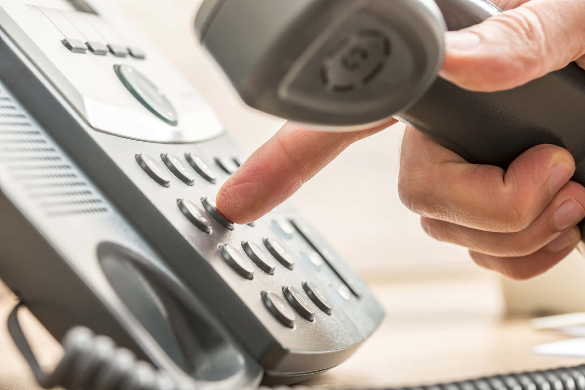 Harness The Power Of Telemarketing To Capture More Customers Wallpaper