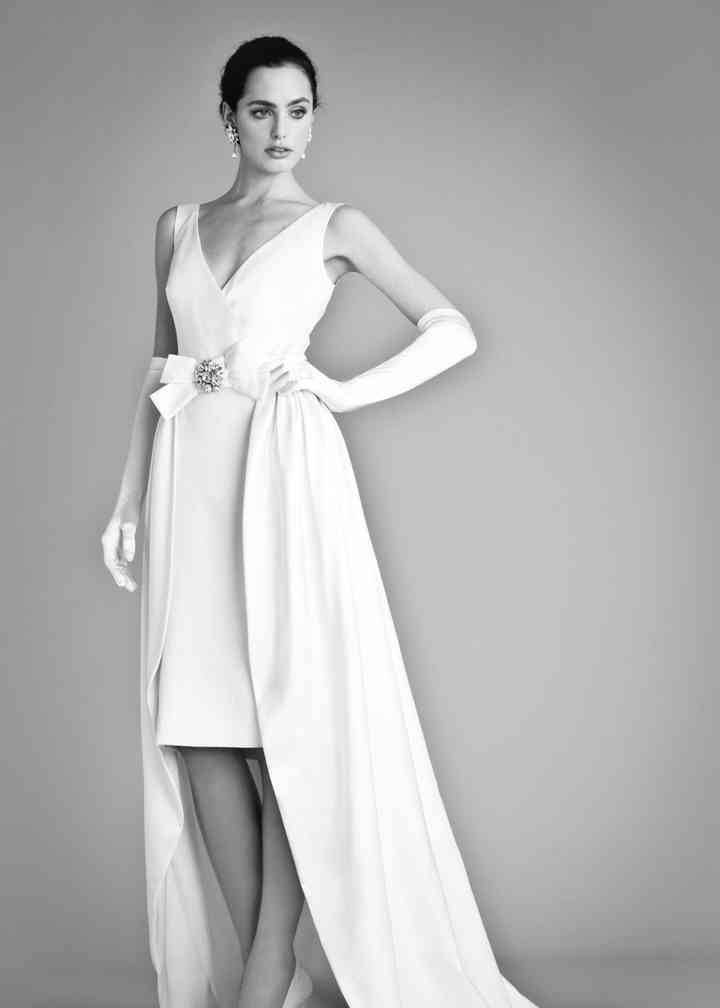 Temperleylondon Weißes Kleid Monochrom Wallpaper