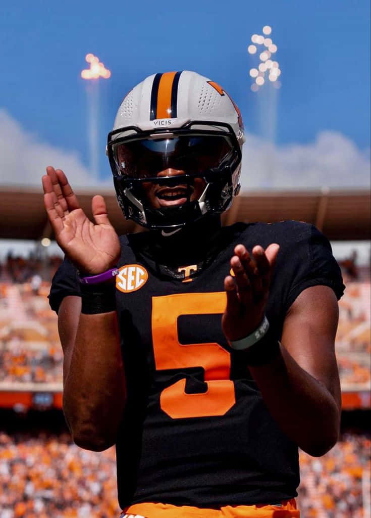 Tennessee Football Player Clapping Wallpaper