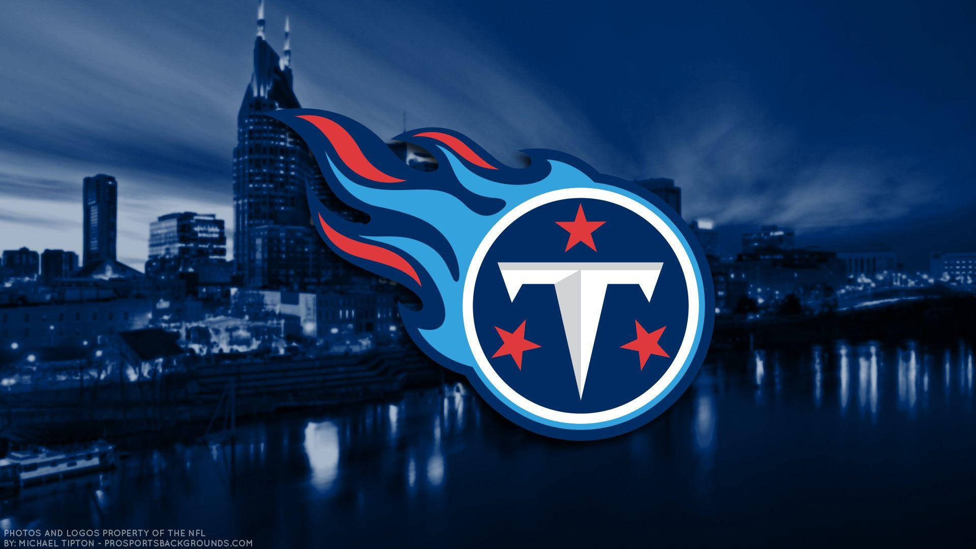 Logode Los Tennessee Titans Con La Silueta De Nashville En El Fondo. Fondo de pantalla