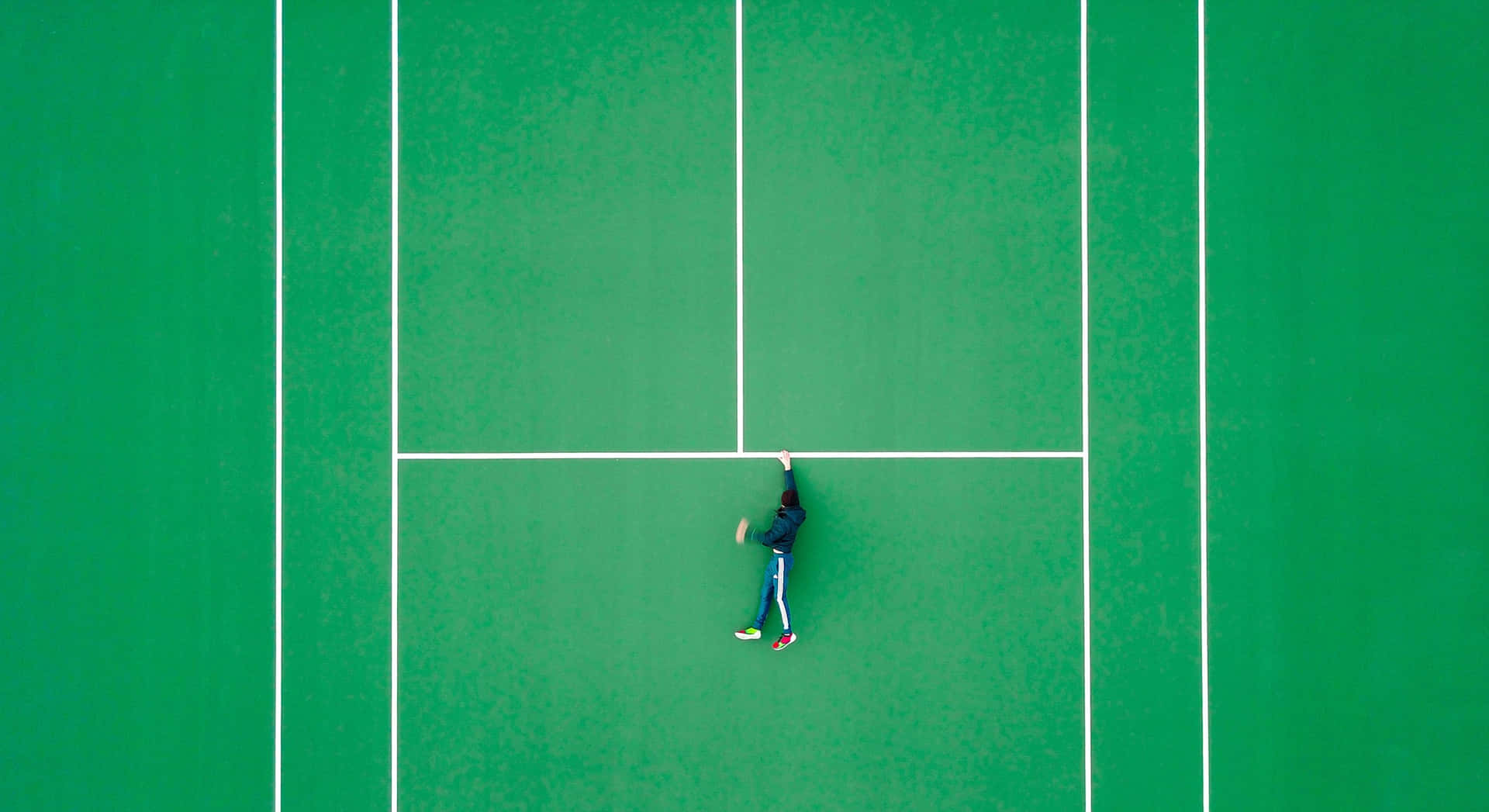 Tennisspelareförbereder Sig Inför Sin Nästa Match.