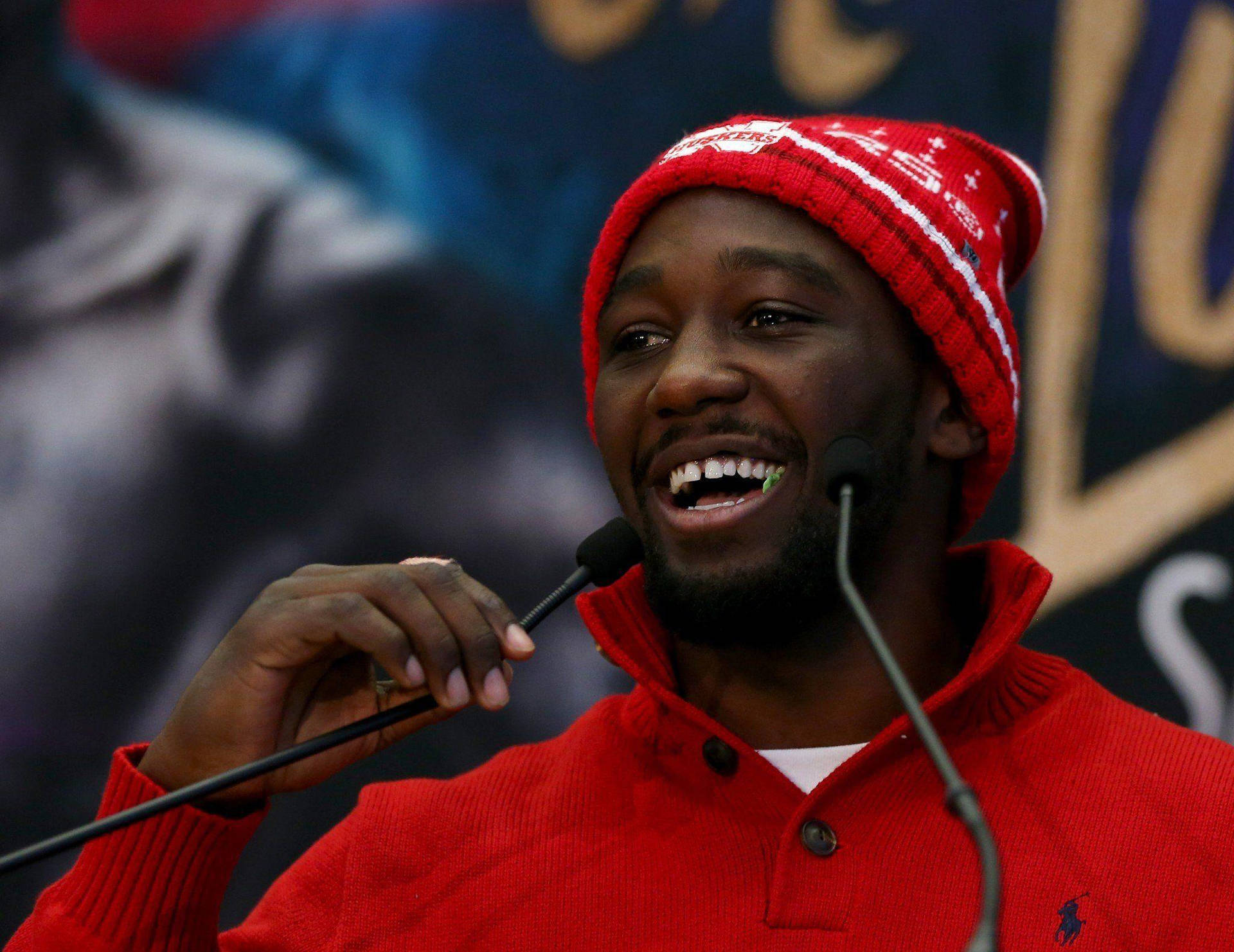 Terence Crawford Red Beanie Tapet: Wallpaper