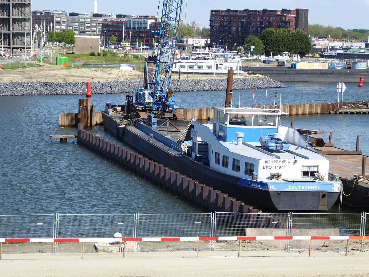 Terneuzen Harbor Construction Work Wallpaper