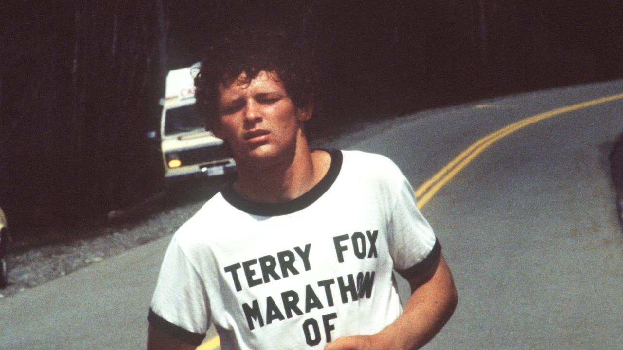 Terry Fox On Road Close-Up Wallpaper