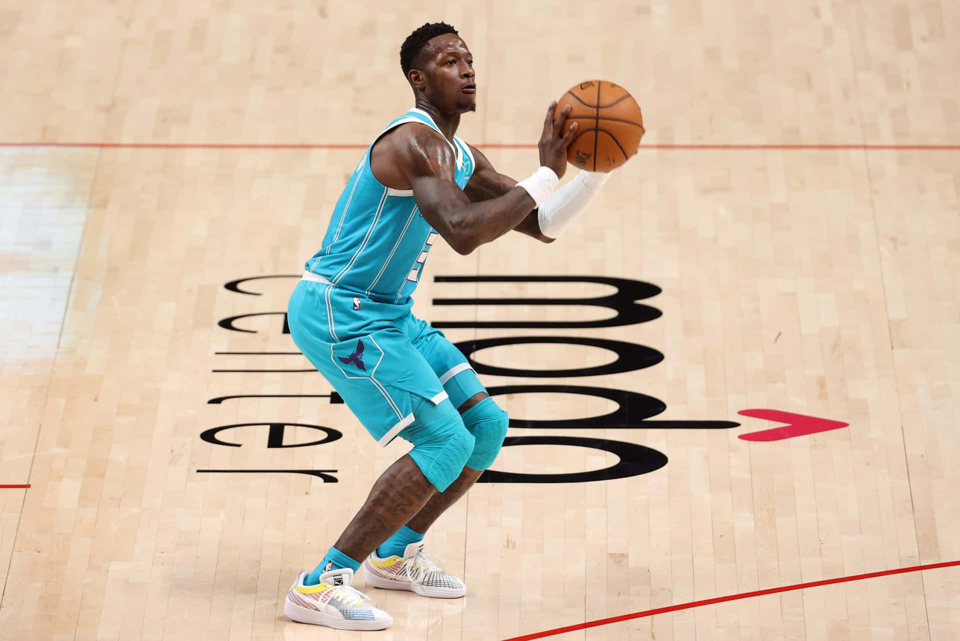 Terry Rozier Three Point Shot Charlotte Hornets Wallpaper