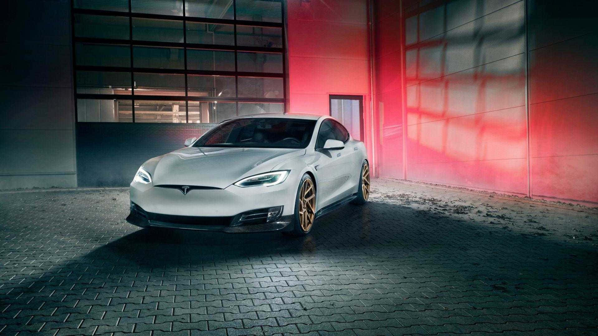 Adicionandoestilo À Eficiência Com O Design Exclusivo Da Tesla.