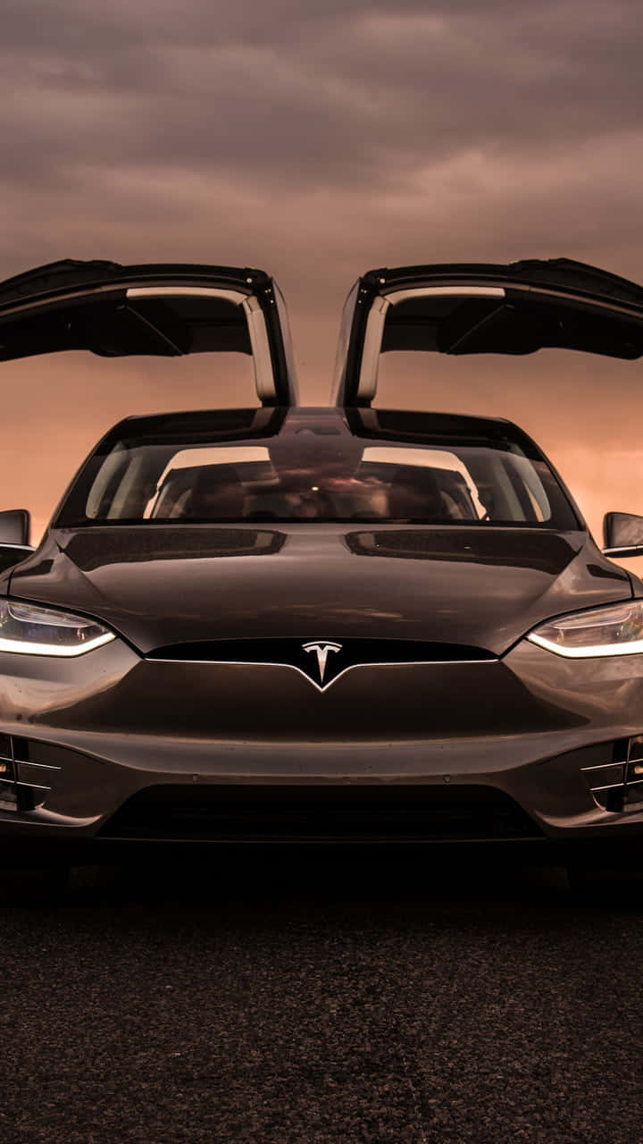 Teslamodelo S - Un Coche Negro Con Las Puertas Abiertas Fondo de pantalla