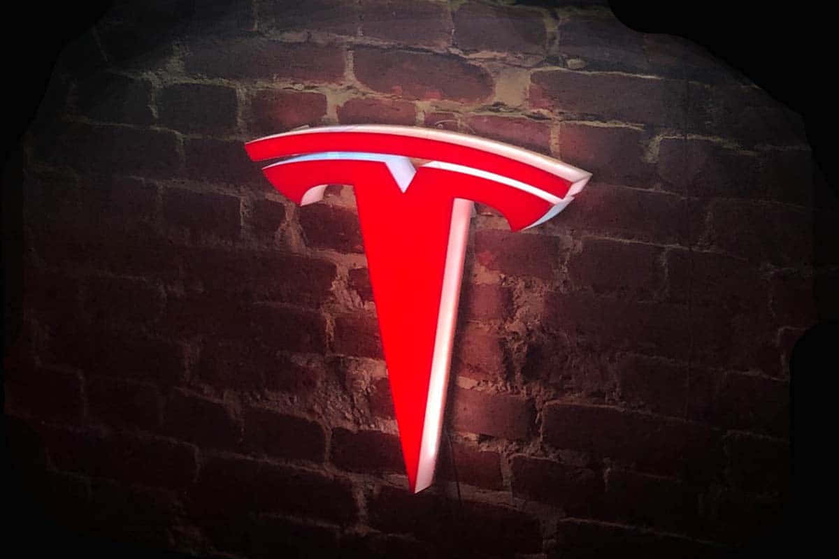 Tesla Logo i 4K Opløsning Wallpaper