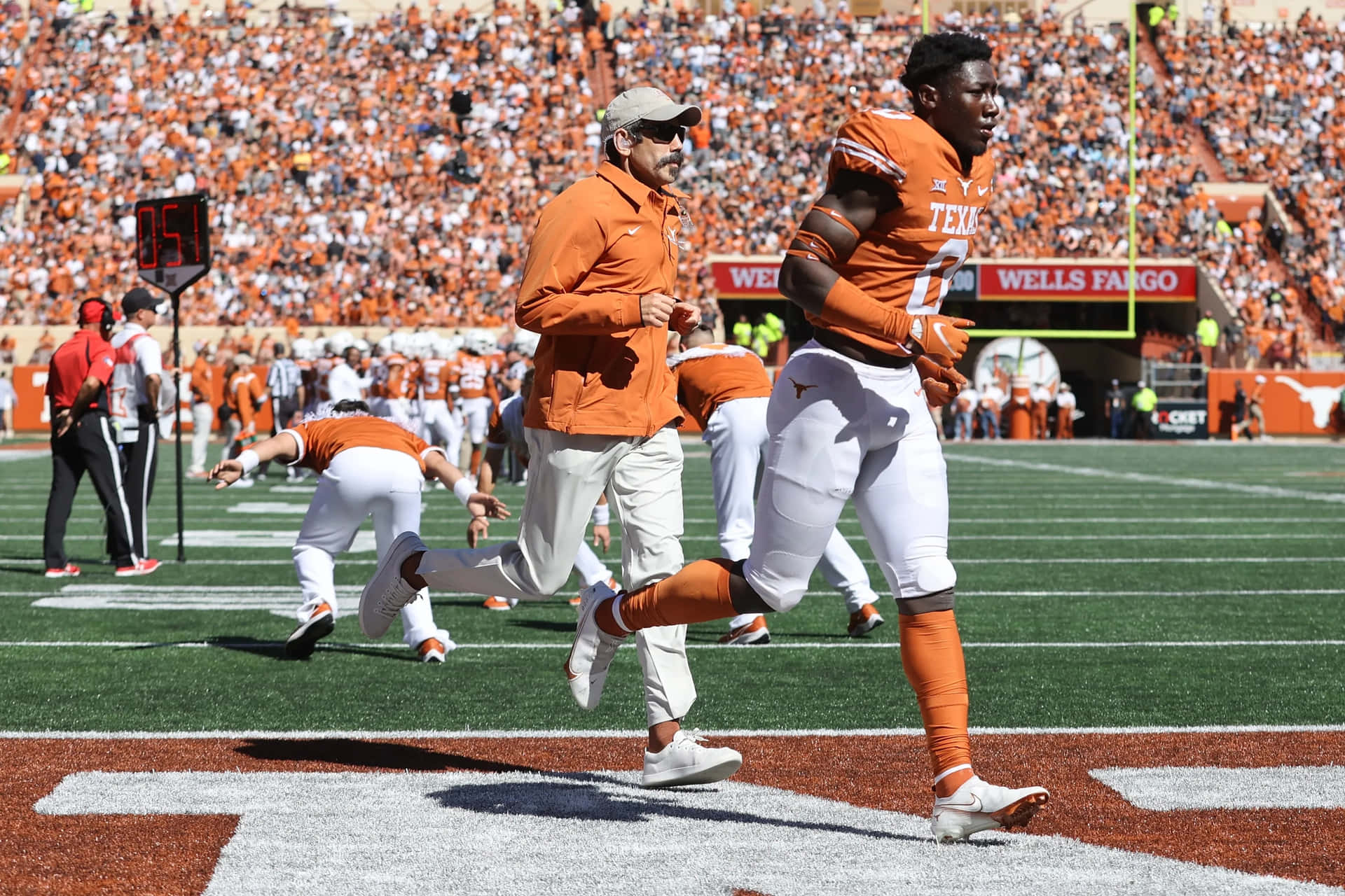 Texas Football Player Warmup Wallpaper