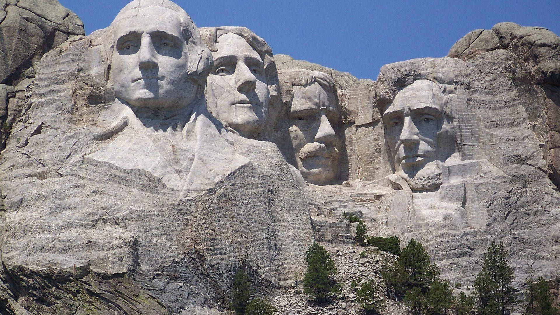 Textured Sculptures On Mount Rushmore Wallpaper