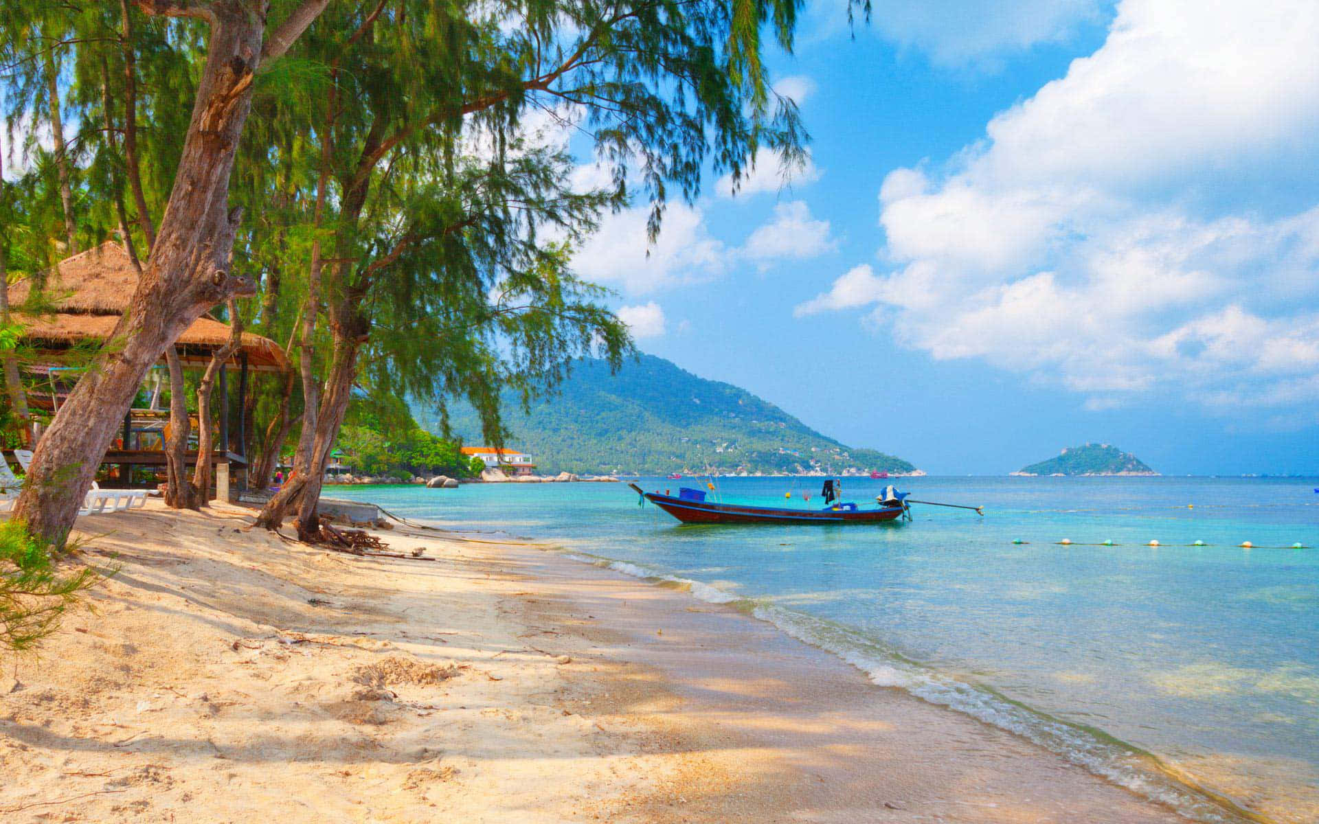 Bijschrift: Adembenemend Uitzicht Op Thailand Strand Bij Zonsondergang Achtergrond