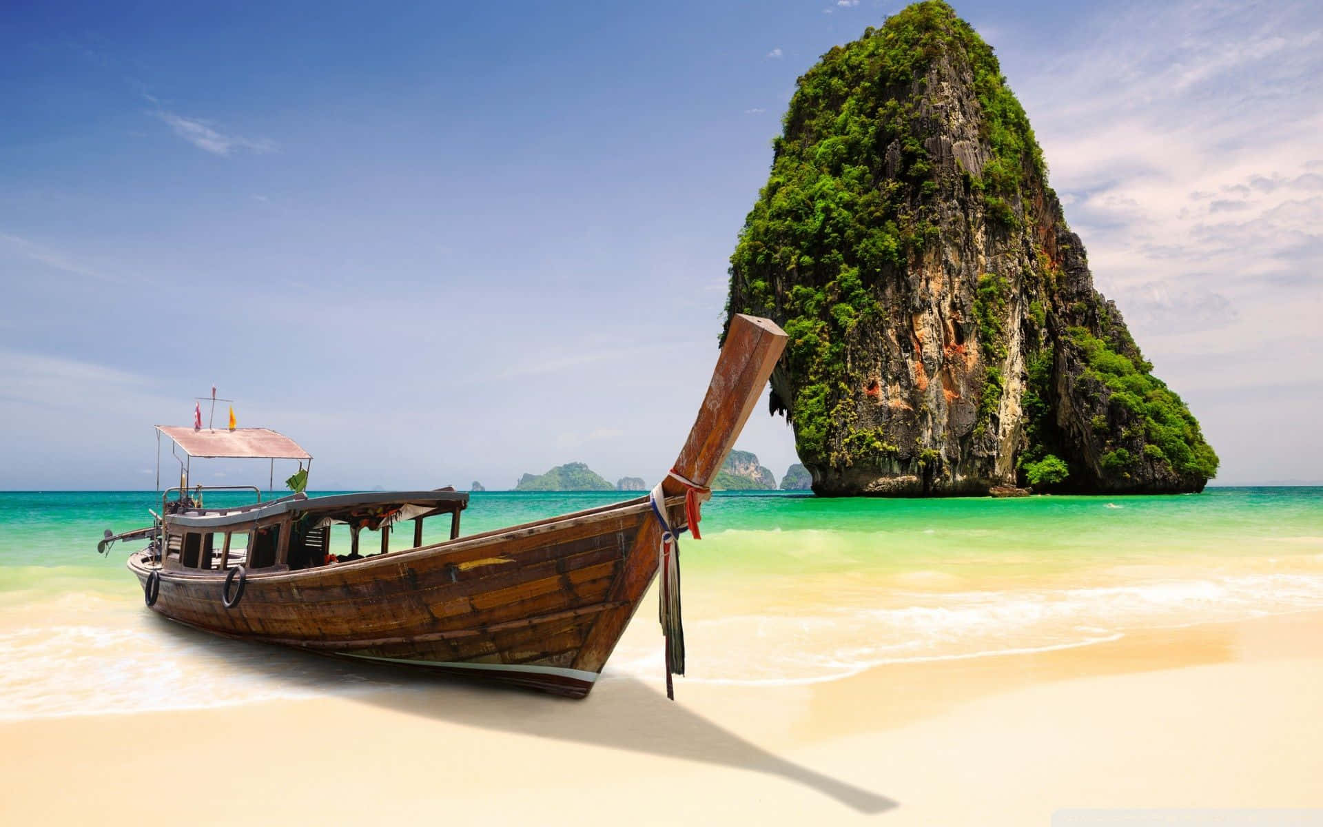 Be amazed by the stunning beauty of Thailand