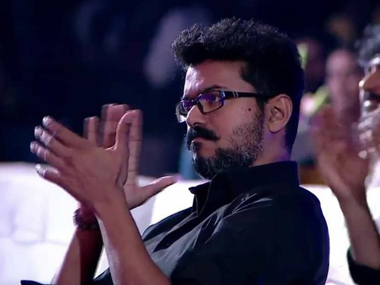 Thalapathy Vijay Clapping Background