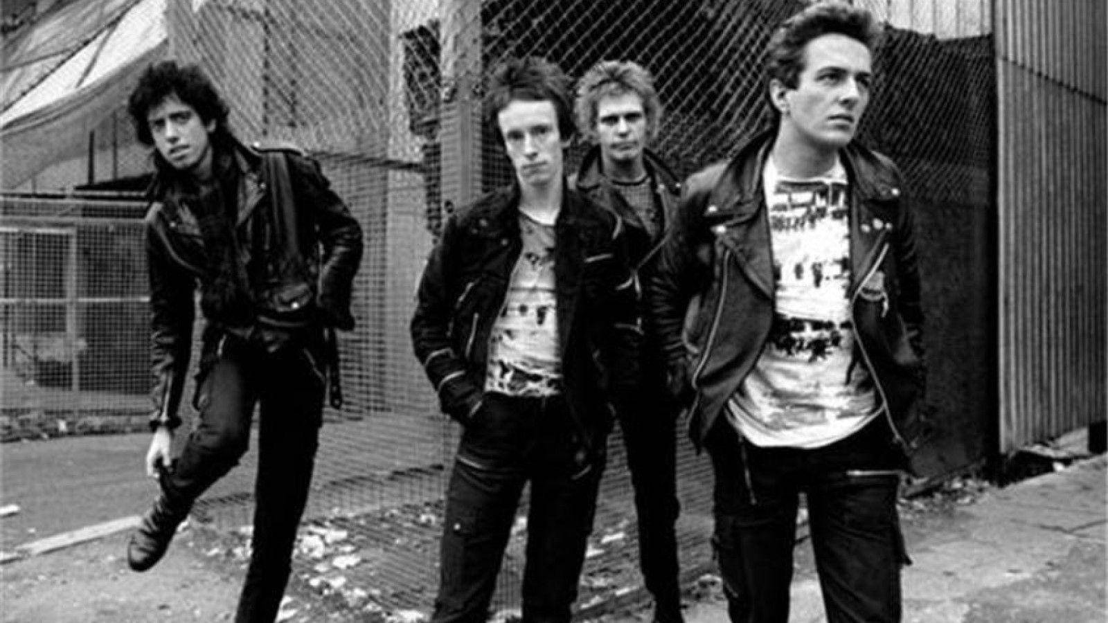 The Clash 1977 Belfast Tour Wallpaper