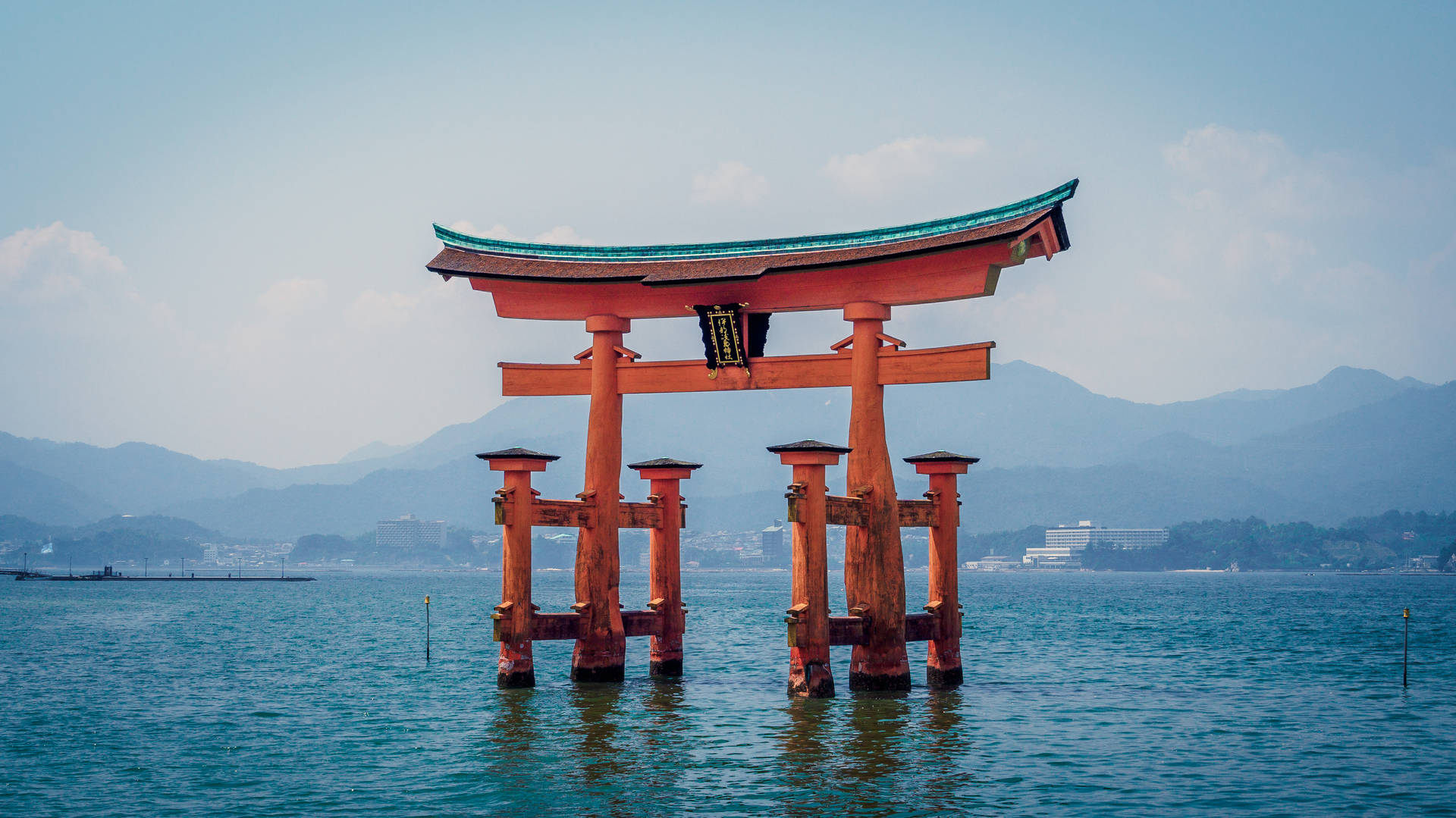 The traditional Japanese Floating Torii Gate in Miyajima Island, Japan Wallpaper