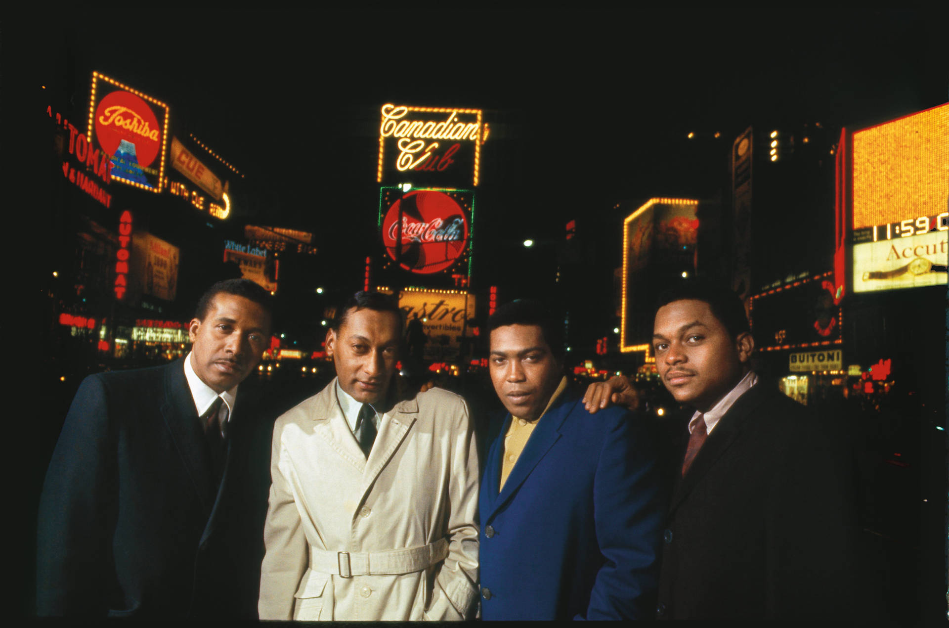 The Four Tops In Times Square New York 1967 Wallpaper