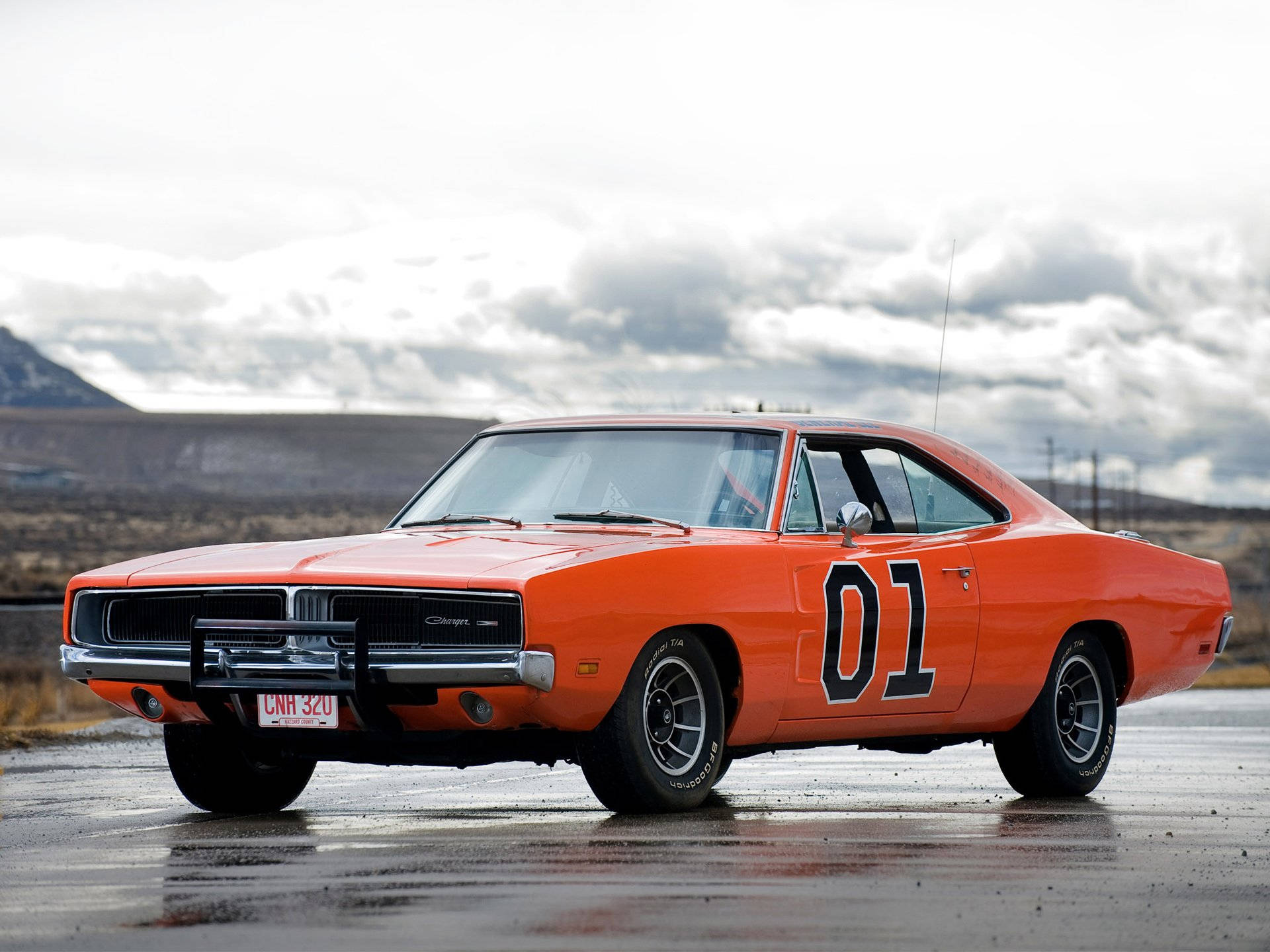 The General Lee Captured With Dense Clouds Wallpaper