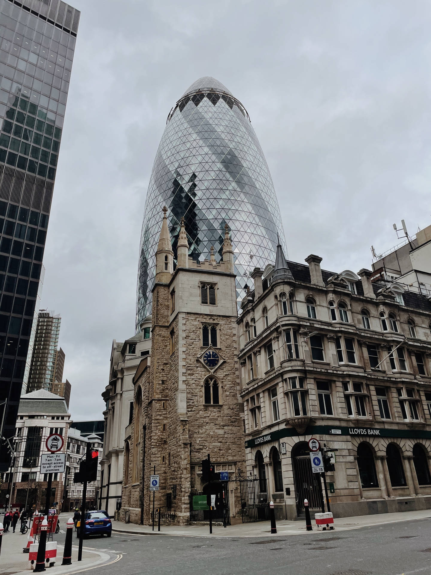 The Gherkin At 30 St Mary Axe Wallpaper