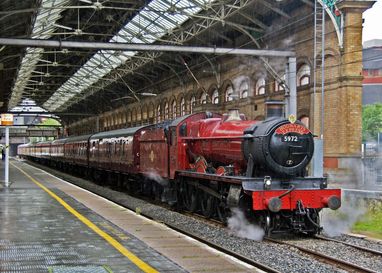 All Aboard the Magical Hogwart's Express Train! Wallpaper