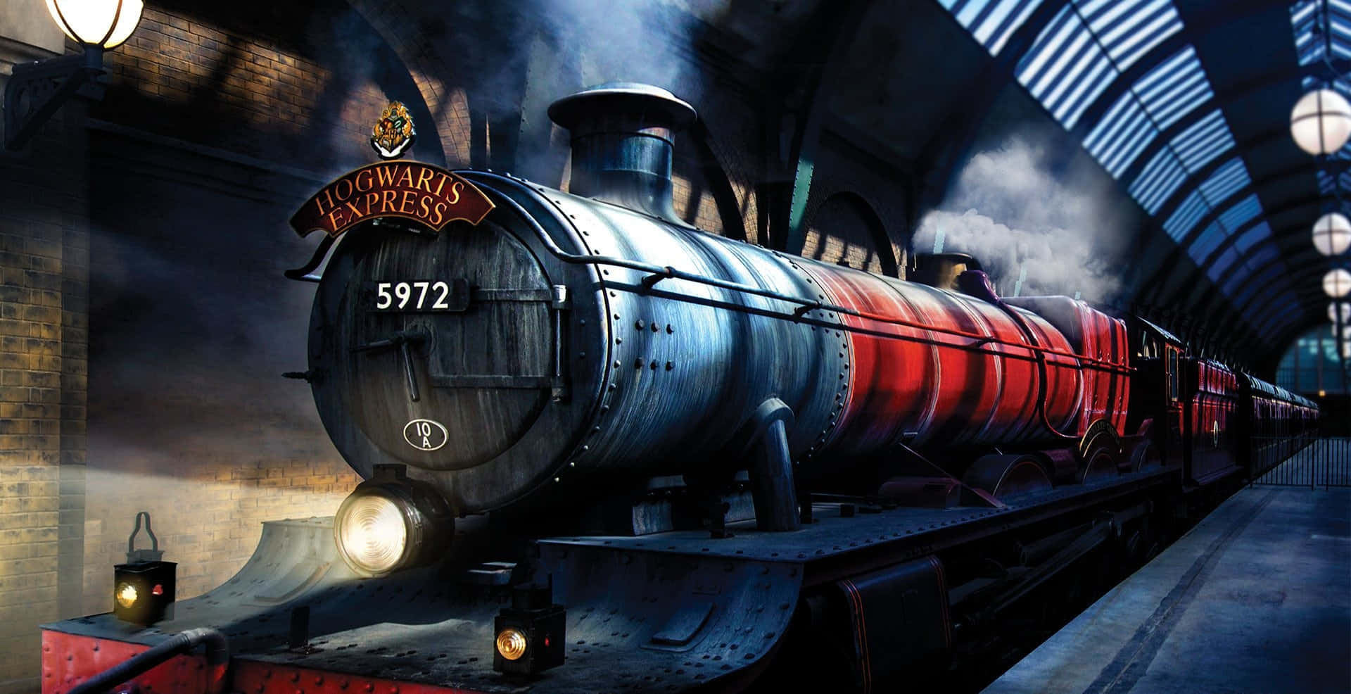Take the Hogwarts Express and embark on your dream adventure Wallpaper