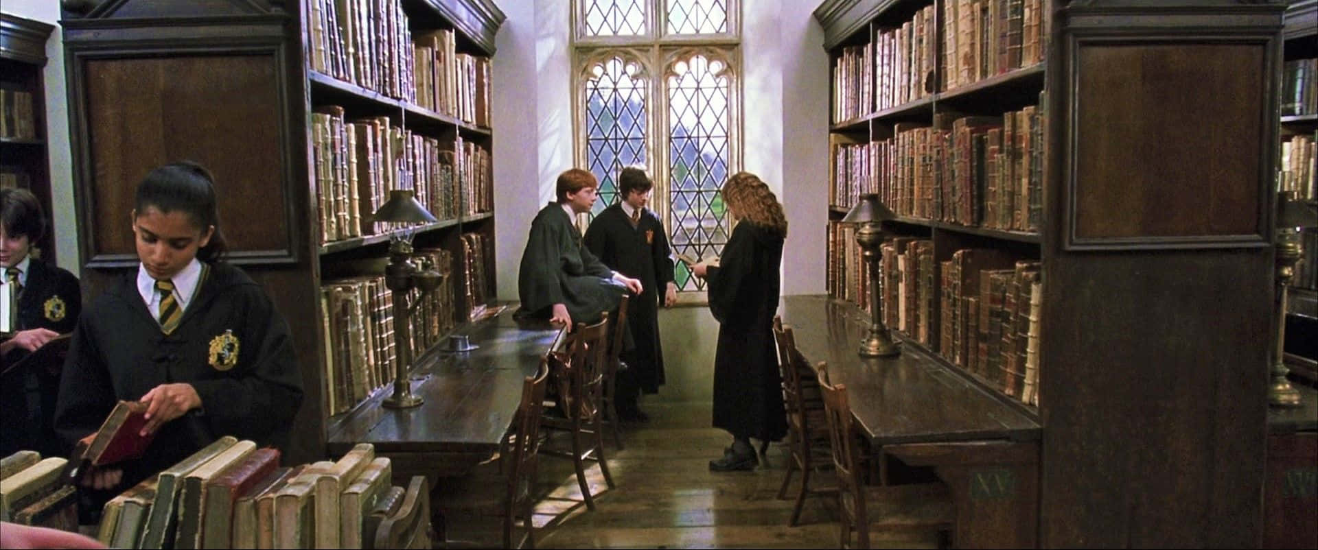 "Immersive in history and magic - the Hogwarts Library" Wallpaper