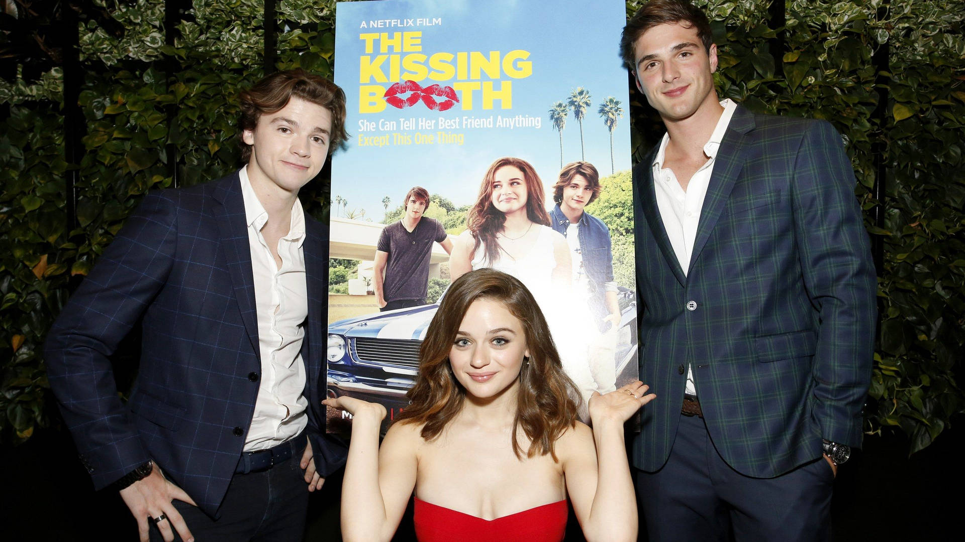 The Kissing Booth 2 Cast Premiere Wallpaper