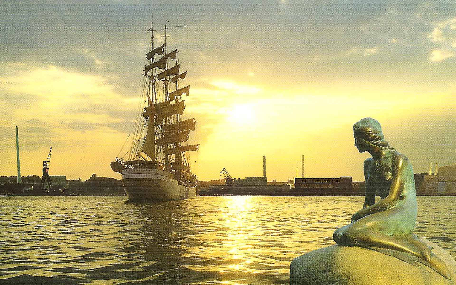 Denlilla Sjöjungfrun I Köpenhamn Wallpaper