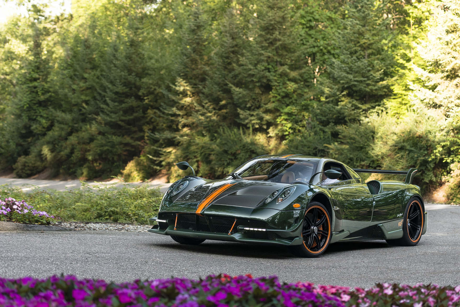 The Majestic Pagani Huayra Bc In Action Wallpaper