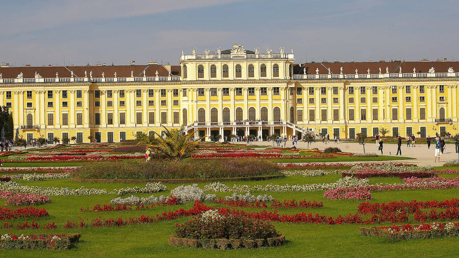 The Majestic Schonbrunn Palace In Vienna, Austria Wallpaper