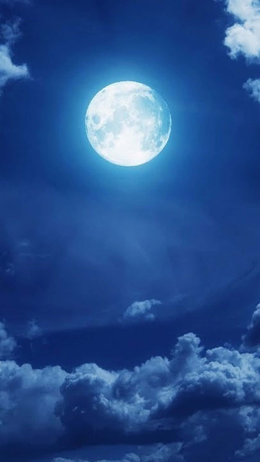 Laluna En Los Cielos Azules Del Iphone Fondo de pantalla