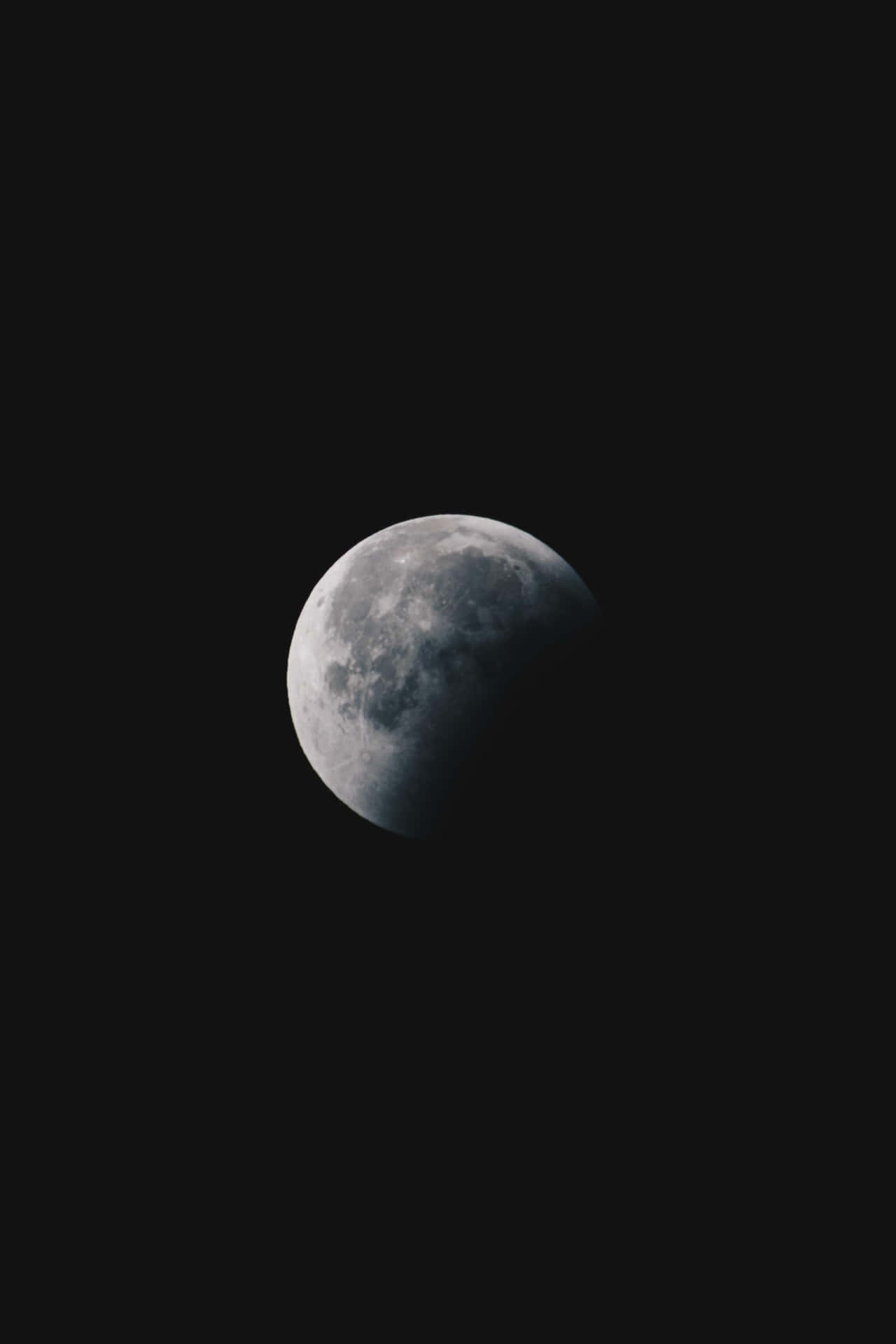 Seve Una Luna En El Cielo Oscuro Fondo de pantalla