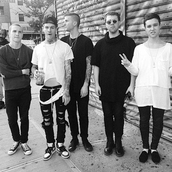 The Neighbourhood In Black And White Wallpaper
