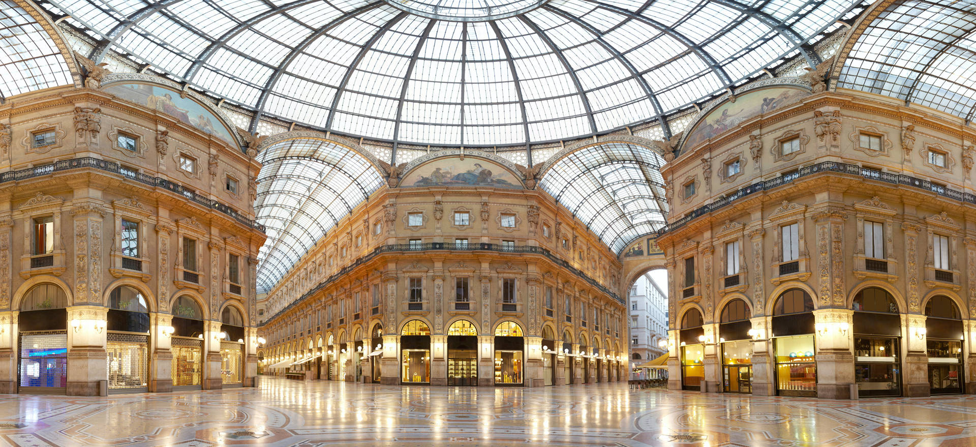 The Oldest Shopping Gallery In Milan Wallpaper