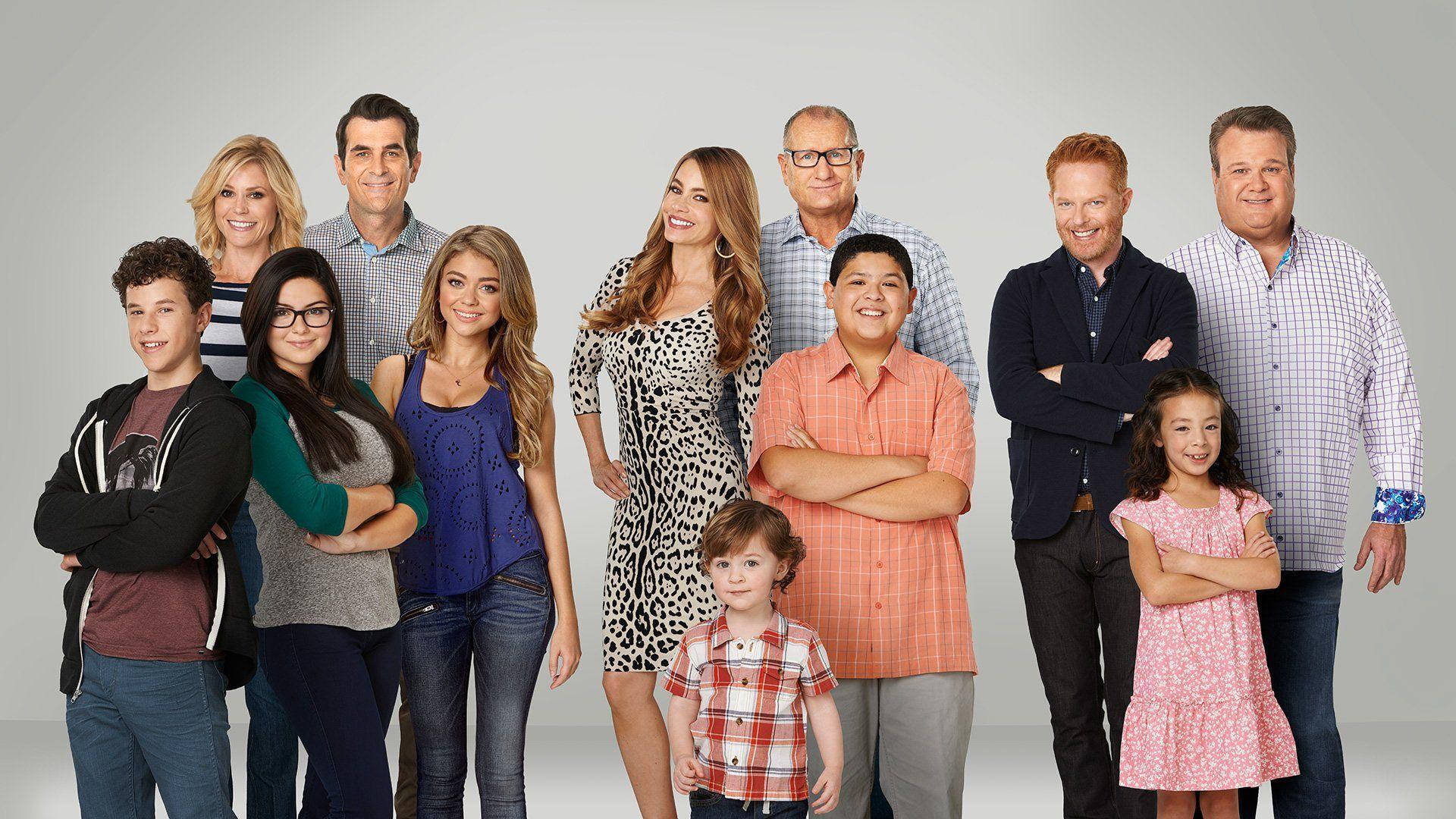 The Pritchett-dunphy Family In Abc's Modern Family: A Heartwarming Mix Of Love And Chaos Wallpaper